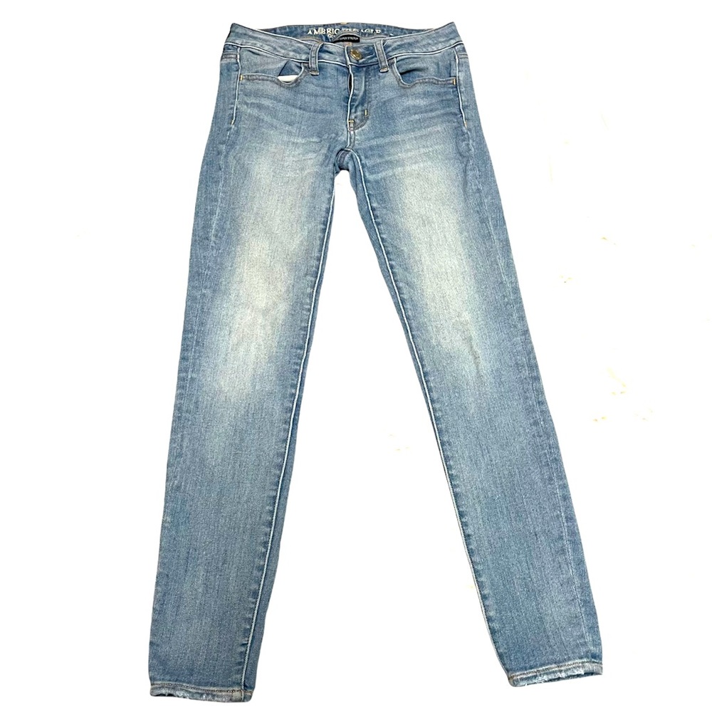 🔥American Eagle denim Jean Super Stretch size 2